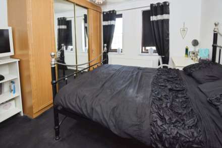 Poulton Green Close, Spital, Image 23