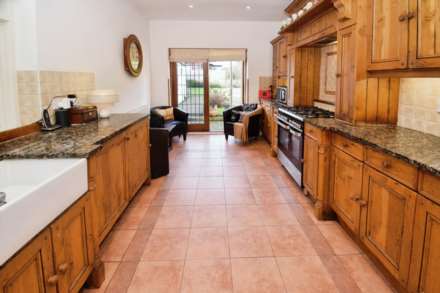 Church Road, Bebington, Image 12