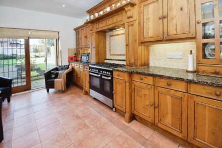 Church Road, Bebington, Image 13