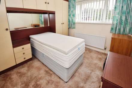 Bradden Close, Spital, Image 17