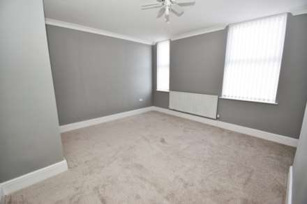Lees Avenue, Rock Ferry, Image 9