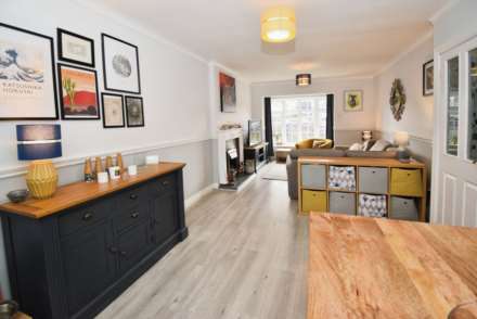 Orston Crescent, Spital, Image 10