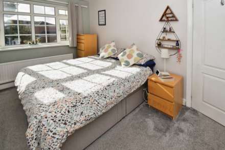 Orston Crescent, Spital, Image 16
