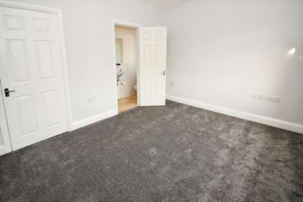 Noctorum Avenue, Prenton, Image 14