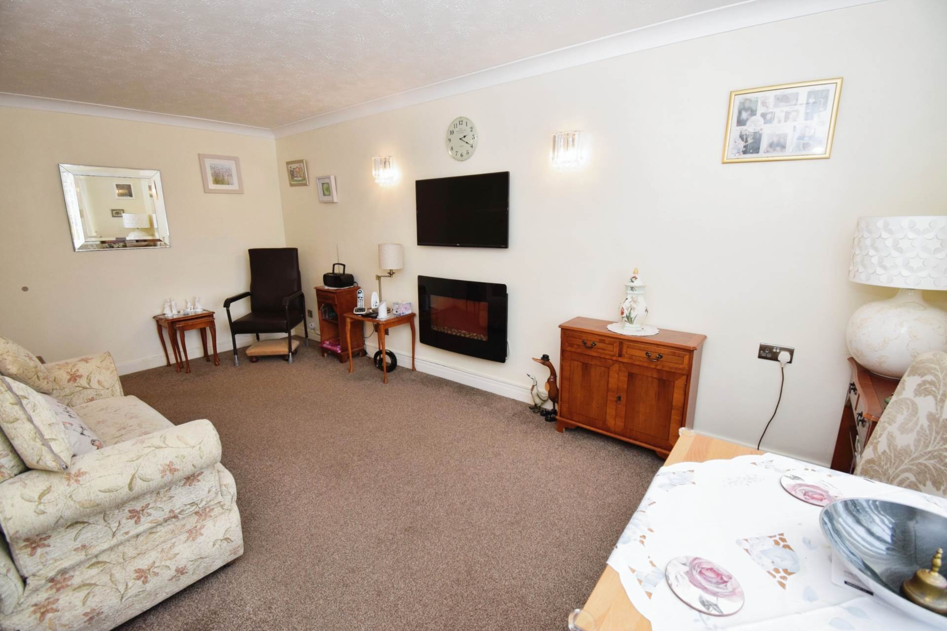 Heathdale Manor, Bebington, Image 9
