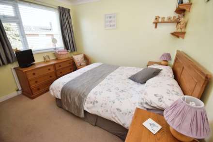 Elton Drive, Spital, Image 16