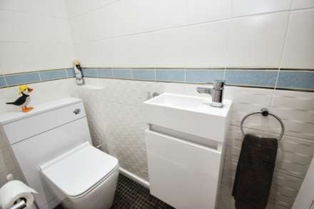 Elton Drive, Spital, Image 6