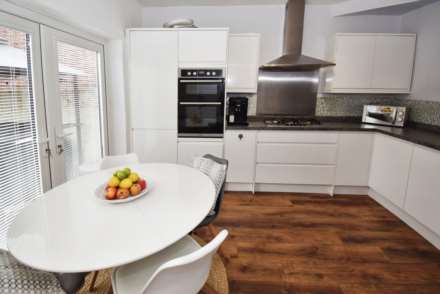 Kings Road, Bebington, Image 9