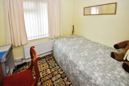 Wirral Gardens, Bebington, Image 16
