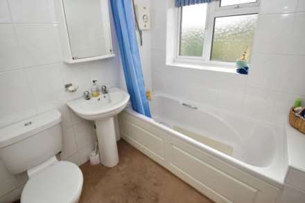 Wirral Gardens, Bebington, Image 17