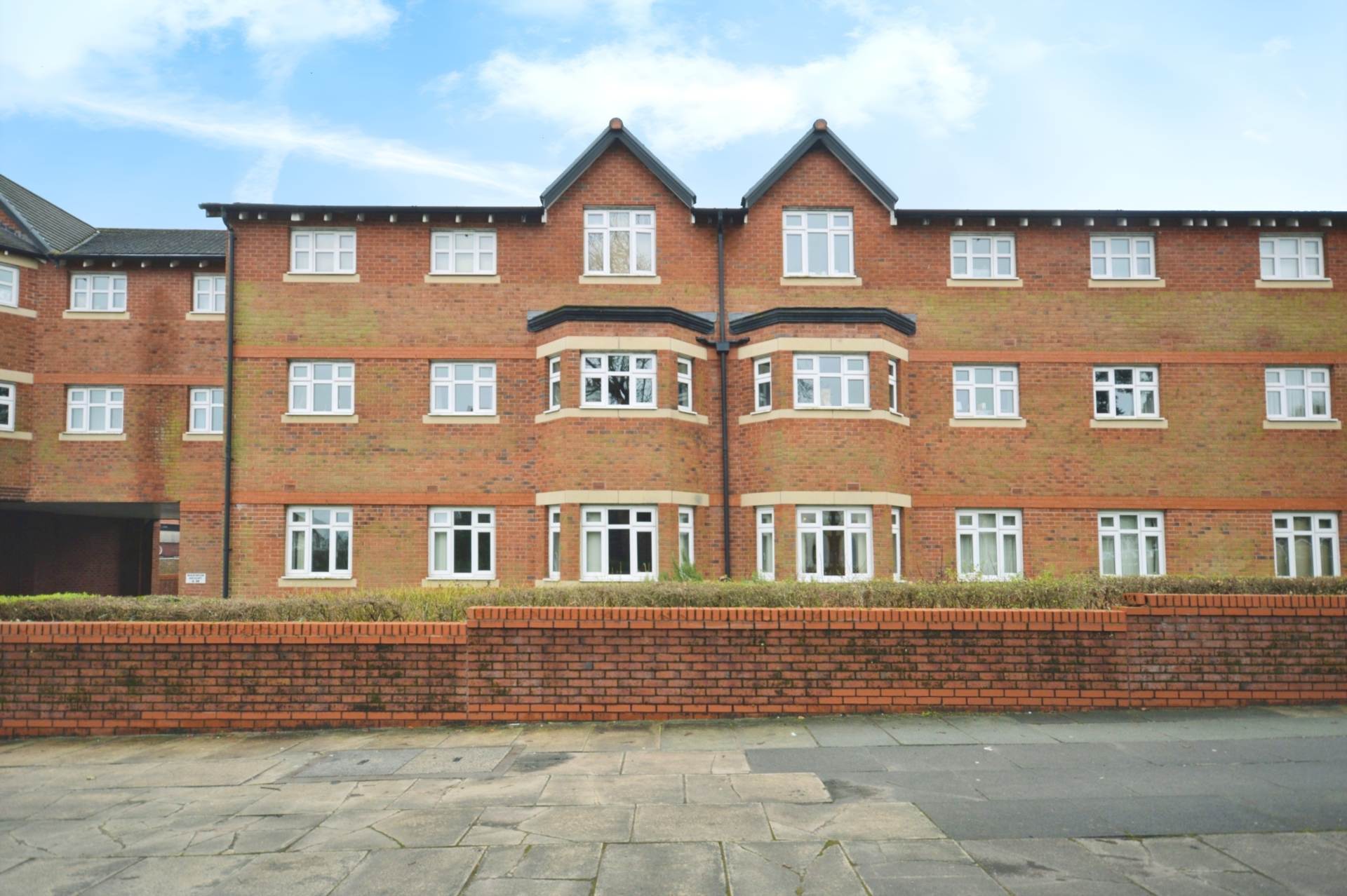 Elm Court, Bebington, Image 1
