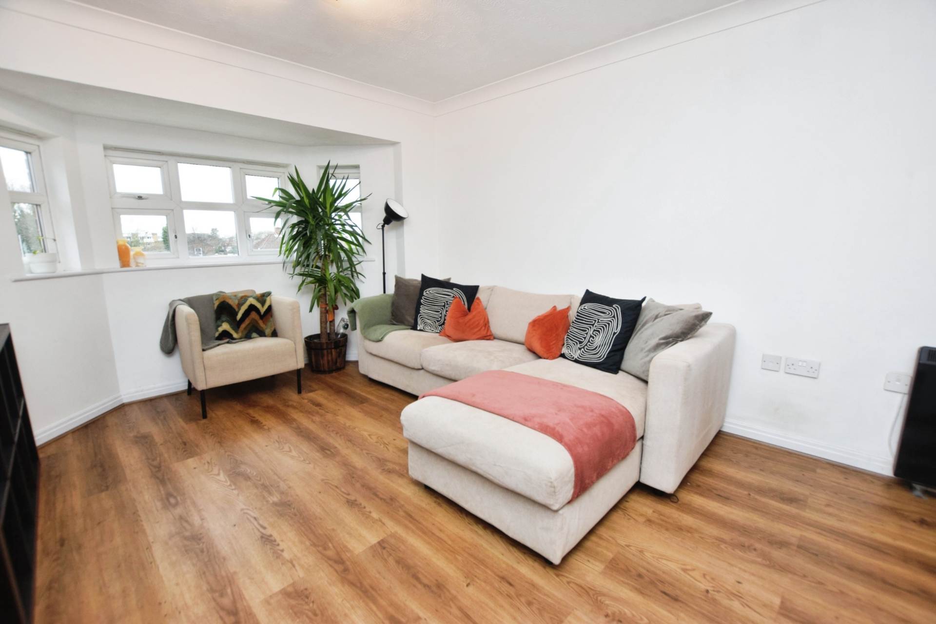 Elm Court, Bebington, Image 3