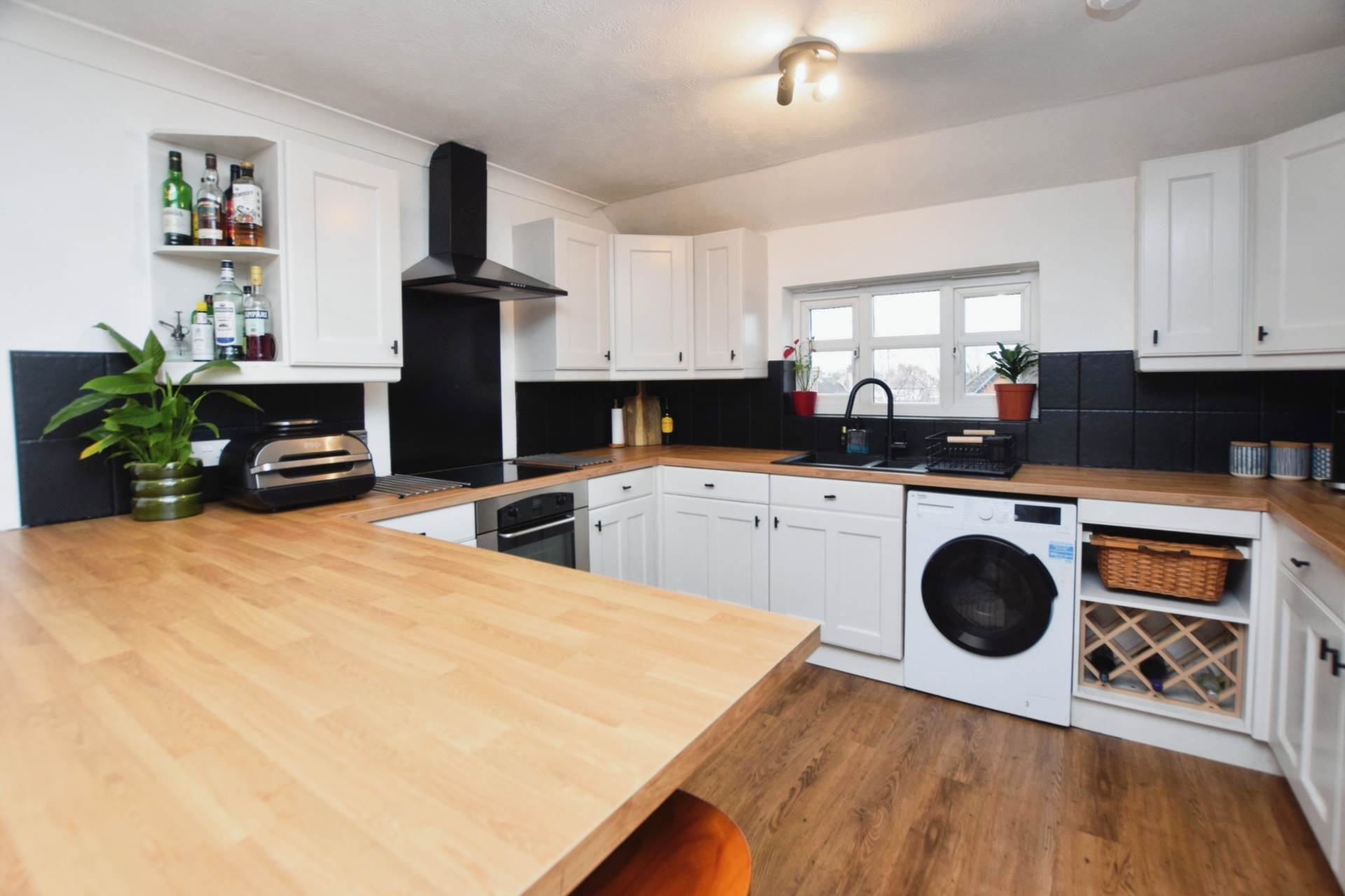 Elm Court, Bebington, Image 8