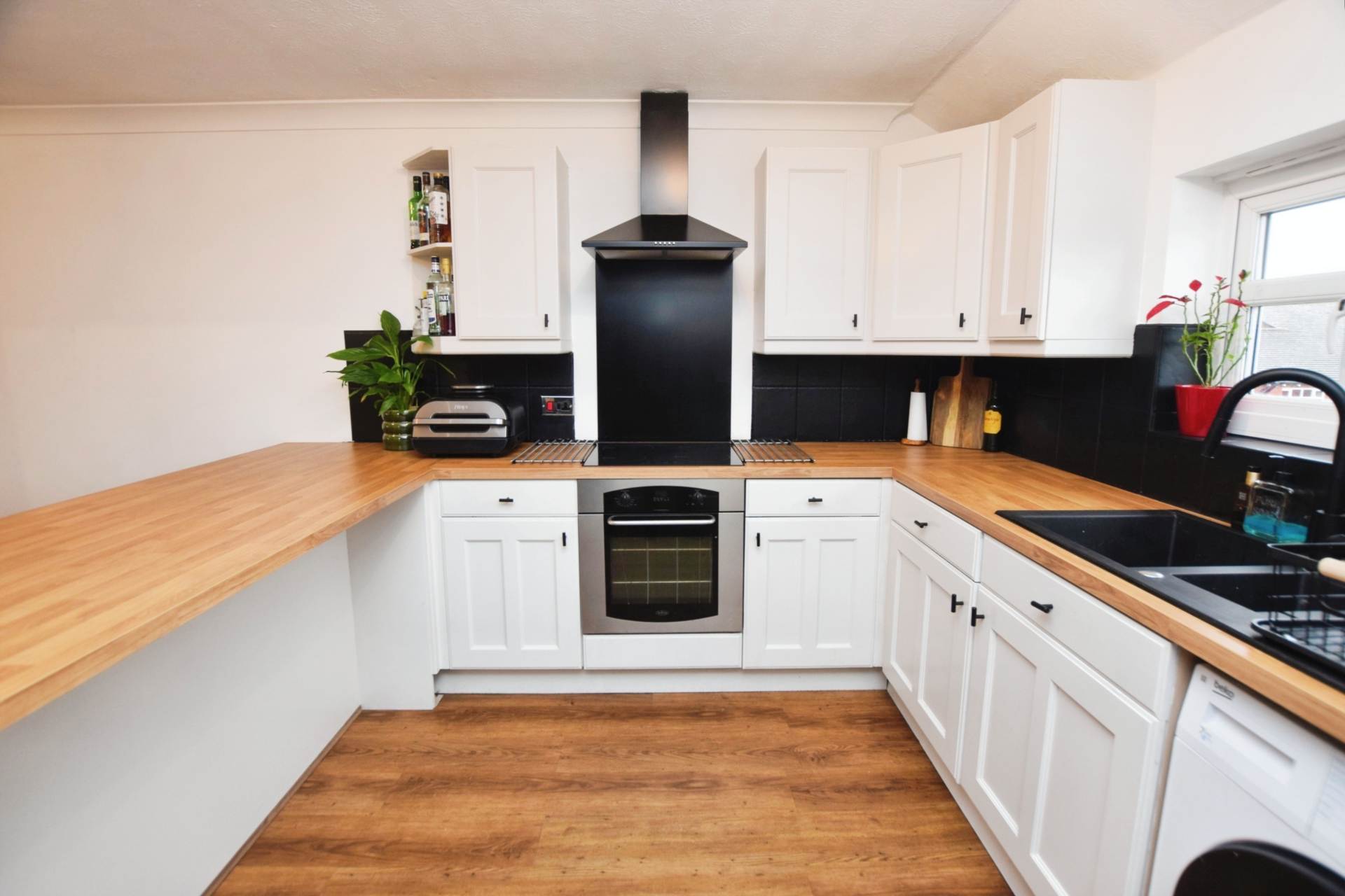Elm Court, Bebington, Image 9