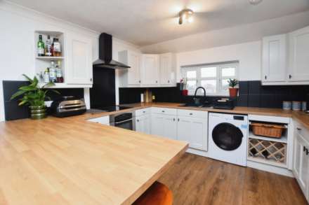 Elm Court, Bebington, Image 8