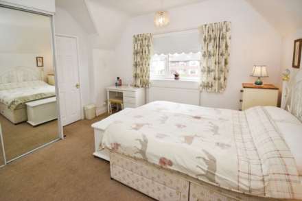 New Chester Road, Bromborough, Image 12