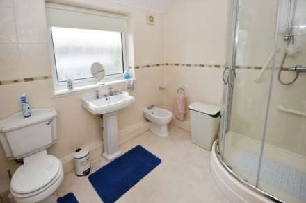 New Chester Road, Bromborough, Image 14