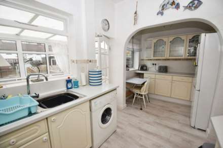 New Chester Road, Bromborough, Image 21
