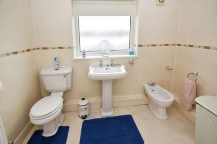 New Chester Road, Bromborough, Image 23