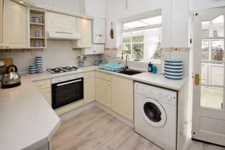 New Chester Road, Bromborough, Image 8