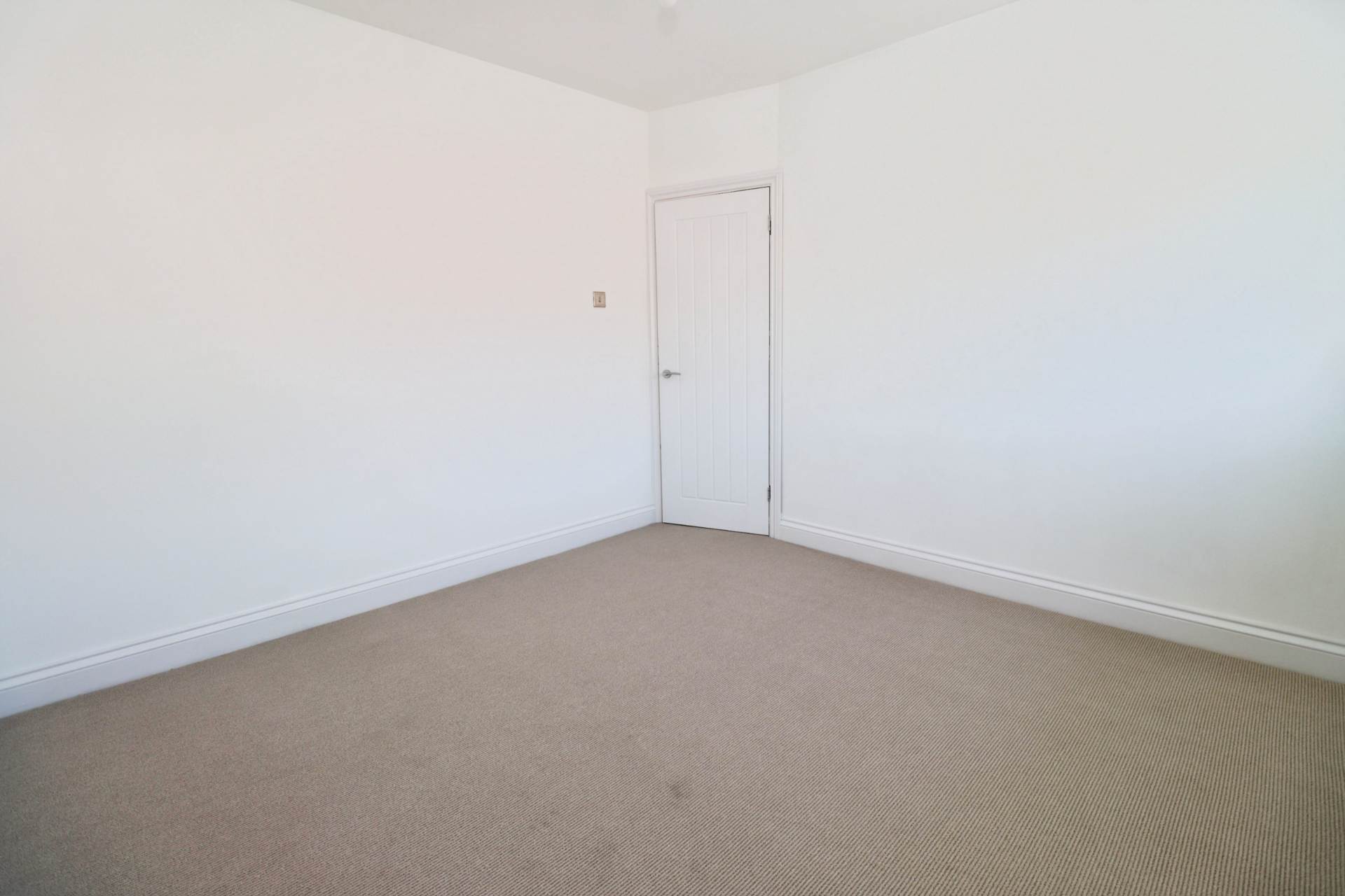 Quarry Road East, Wirral, Image 15