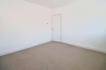 Quarry Road East, Wirral, Image 15