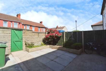Quarry Road East, Wirral, Image 4