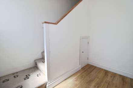 Quarry Road East, Wirral, Image 5