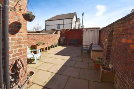 Erfurt Avenue, Bebington, Image 24