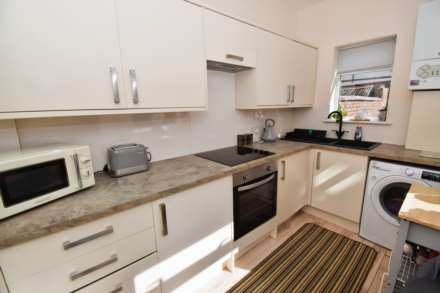 Erfurt Avenue, Bebington, Image 3