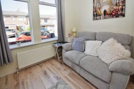 Erfurt Avenue, Bebington, Image 6
