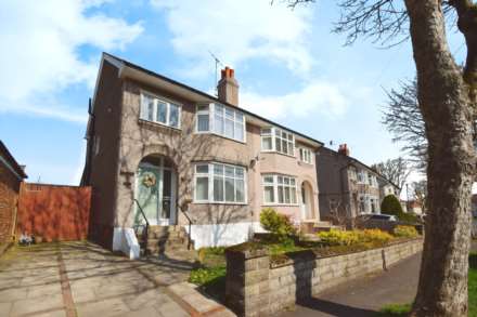 Kingswood Boulevard, Bebington, Image 1