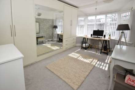 Kingswood Boulevard, Bebington, Image 21