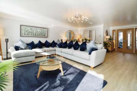 Greenville Close, Bebington, Image 11