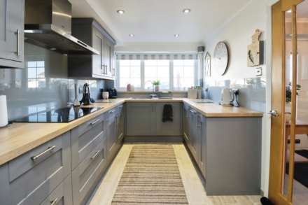 Greenville Close, Bebington, Image 15