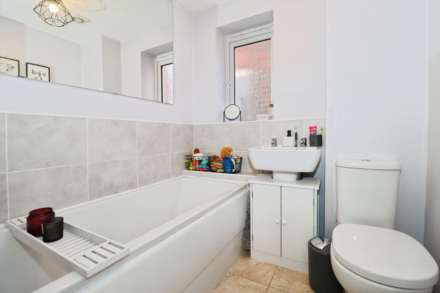Ashton Way, Bromborough, Image 13
