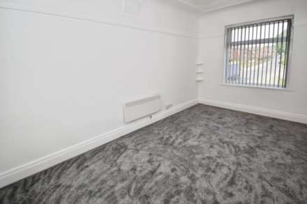 Teehey Lane, Higher Bebington, Image 13