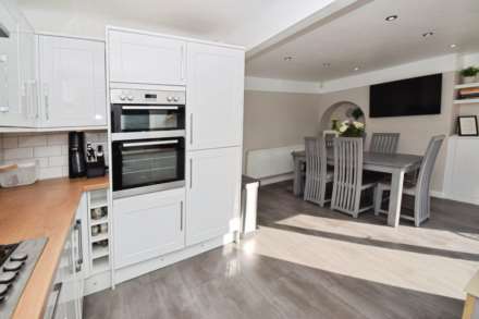 Carey Avenue, Bebington, Image 14