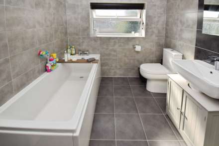 Carey Avenue, Bebington, Image 24