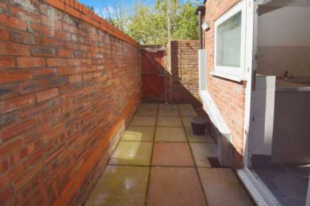 Lees Avenue, Rock Ferry, Image 18