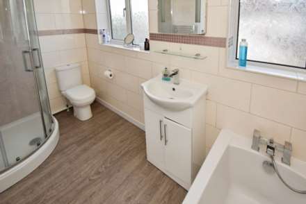 Kirkway, Bebington, Image 20