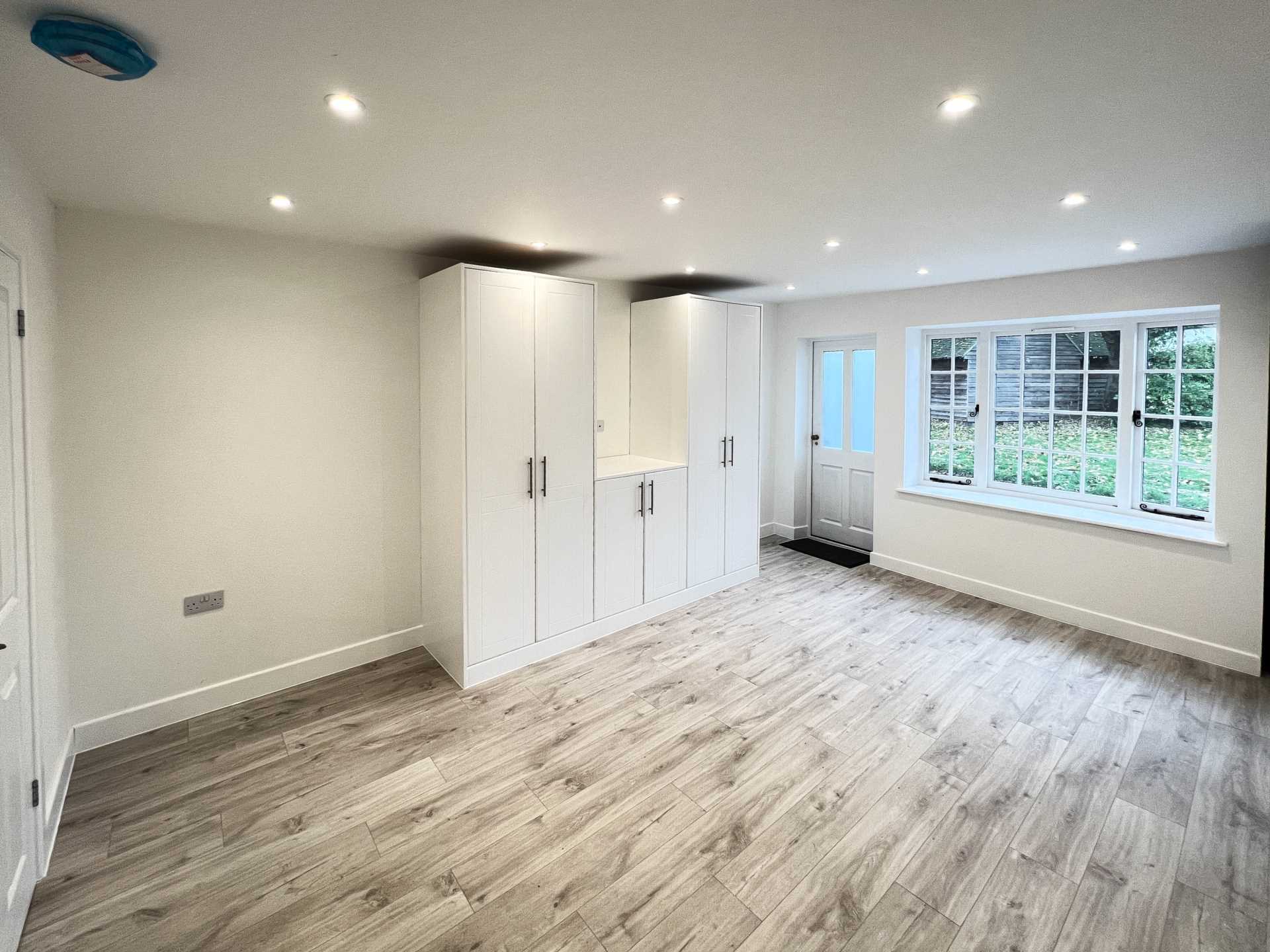 The Green South, Warborough, Image 5