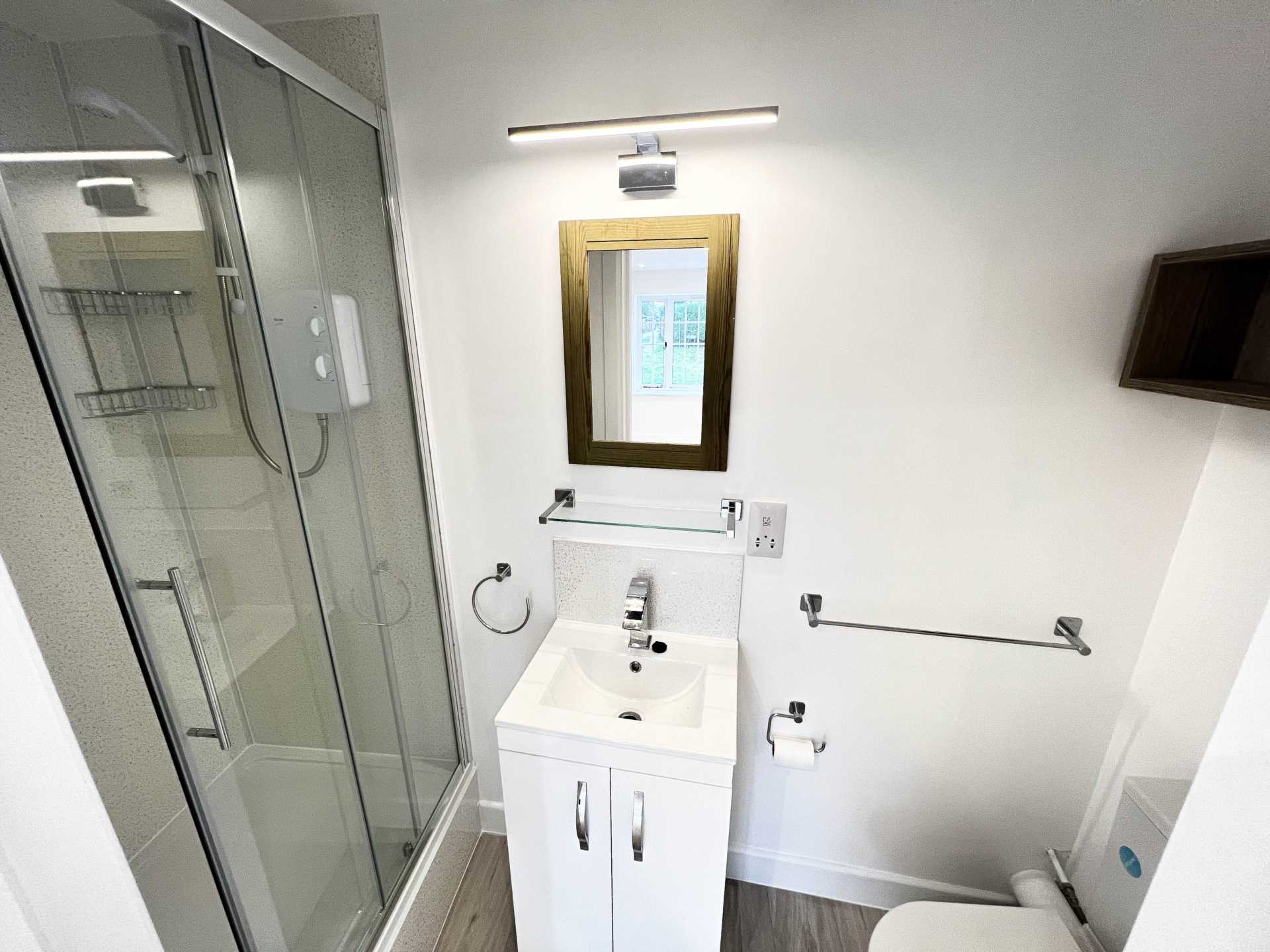 The Green South, Warborough, Image 7