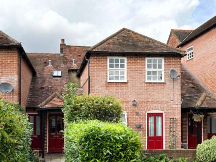 2 Bedroom Apartment, The Shambles, Wallingford