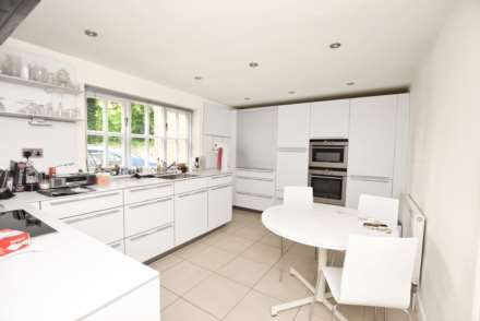 Reading Road, Wallingford, Image 4