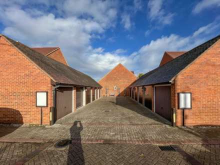 St. Lucians Lane, Wallingford, Image 17