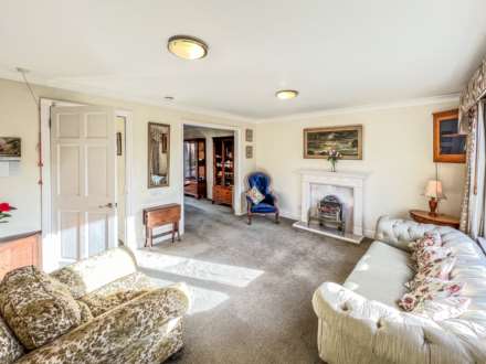 St. Lucians Lane, Wallingford, Image 2