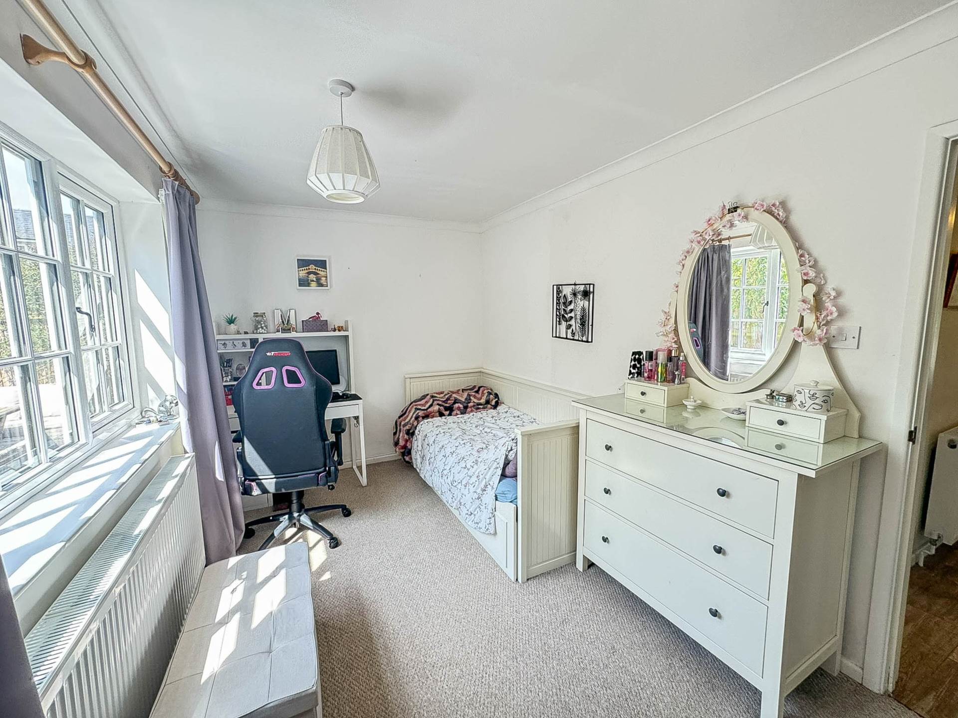 Court Drive, Shillingford, Image 19