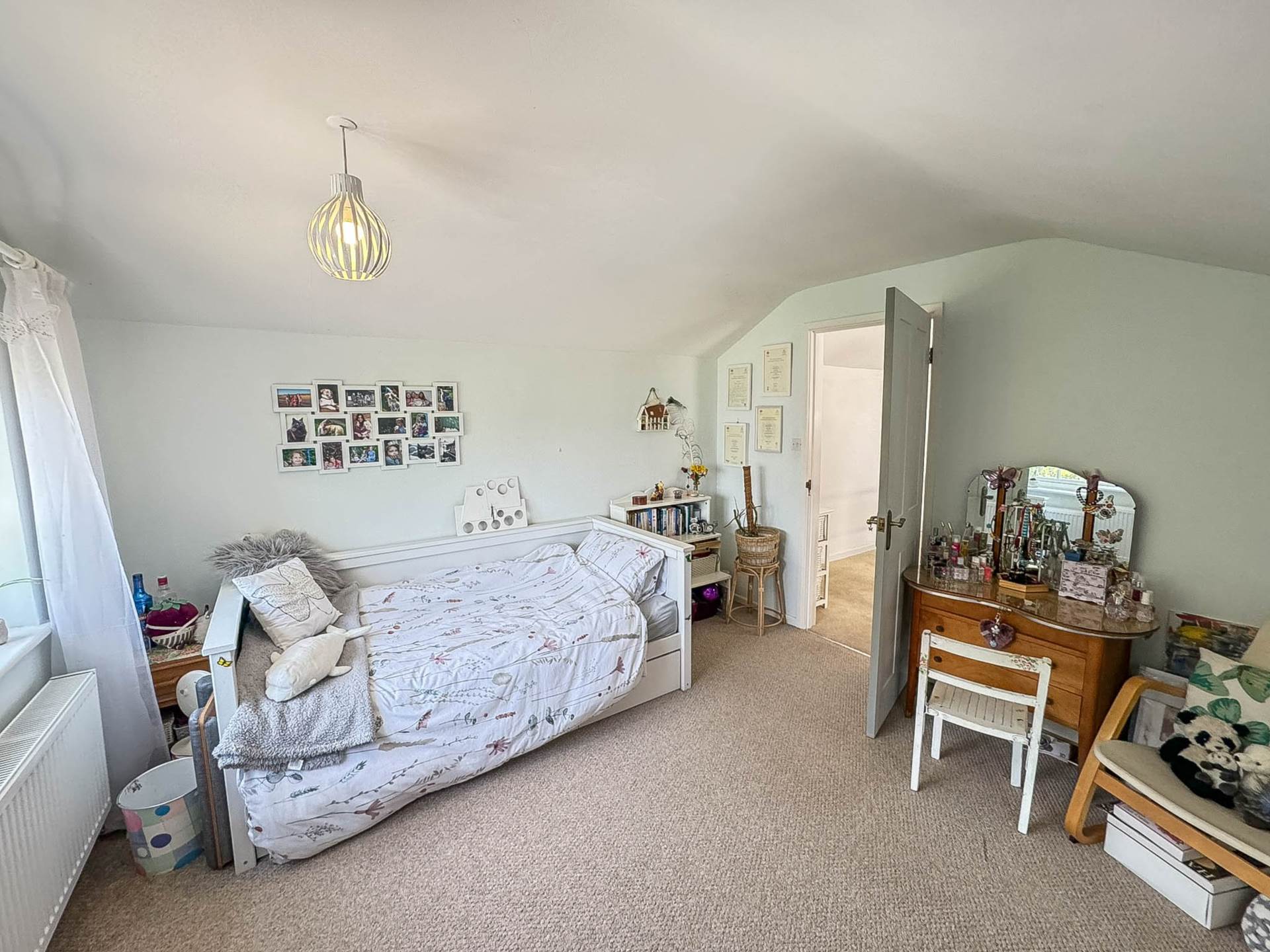 Court Drive, Shillingford, Image 20