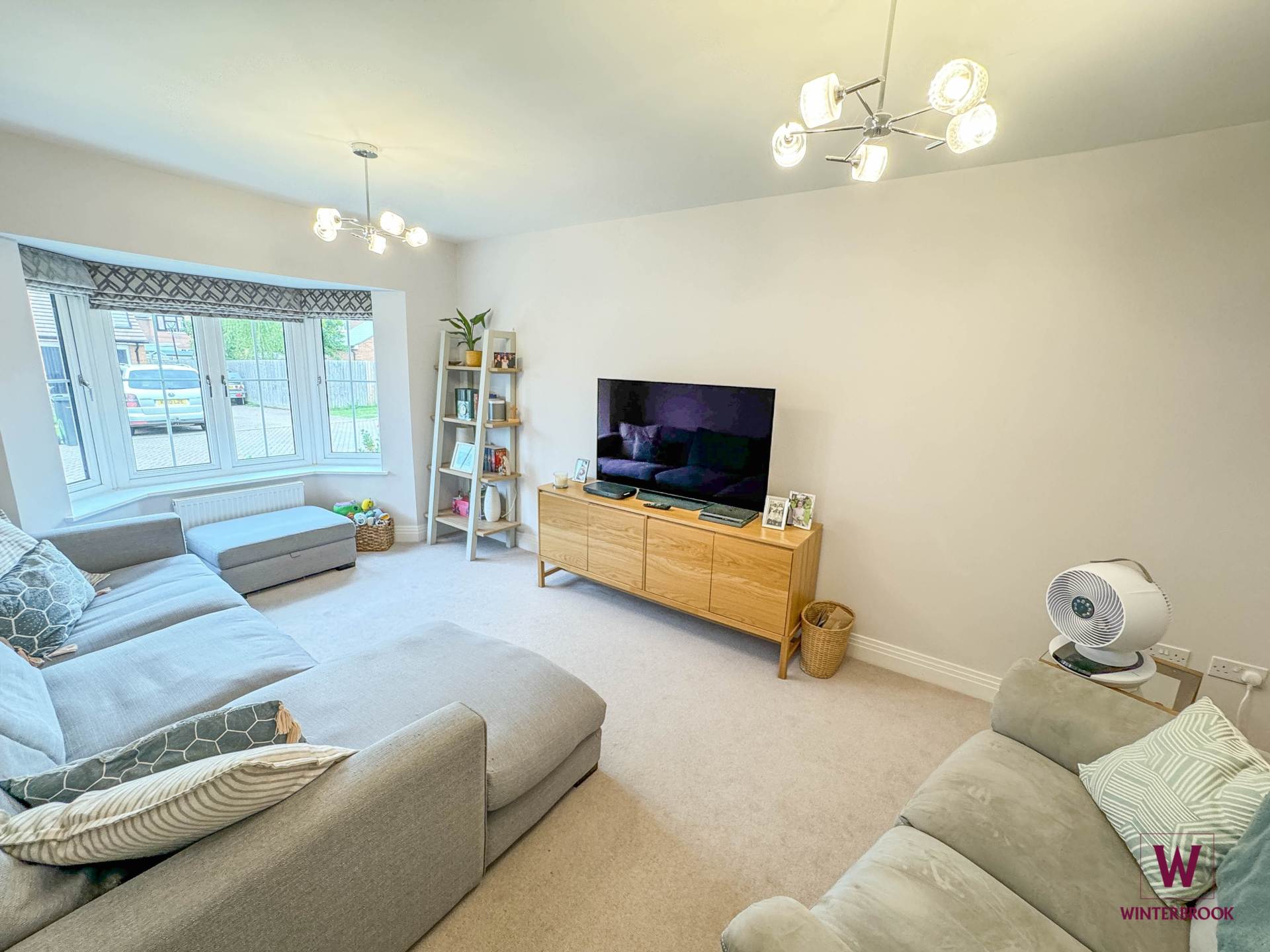 Mondays Field, Benson, Image 2